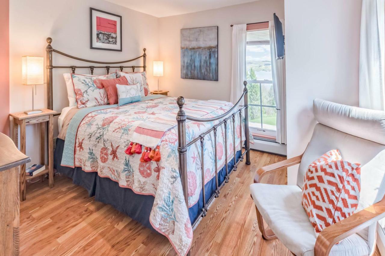 Moonshadow B&B Hammondsport Kamer foto